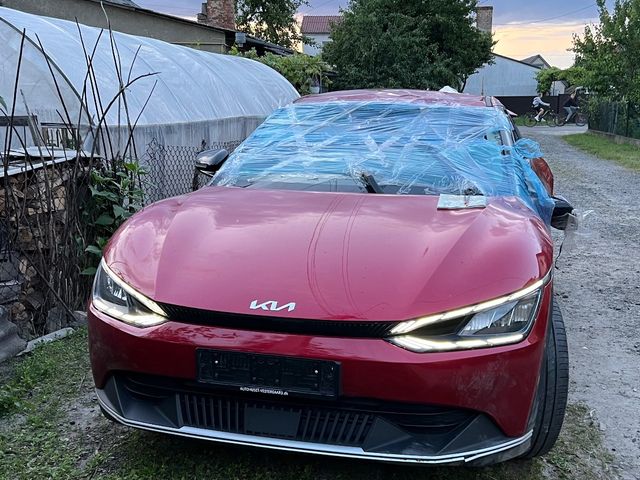 Kia EV6 - фото 2