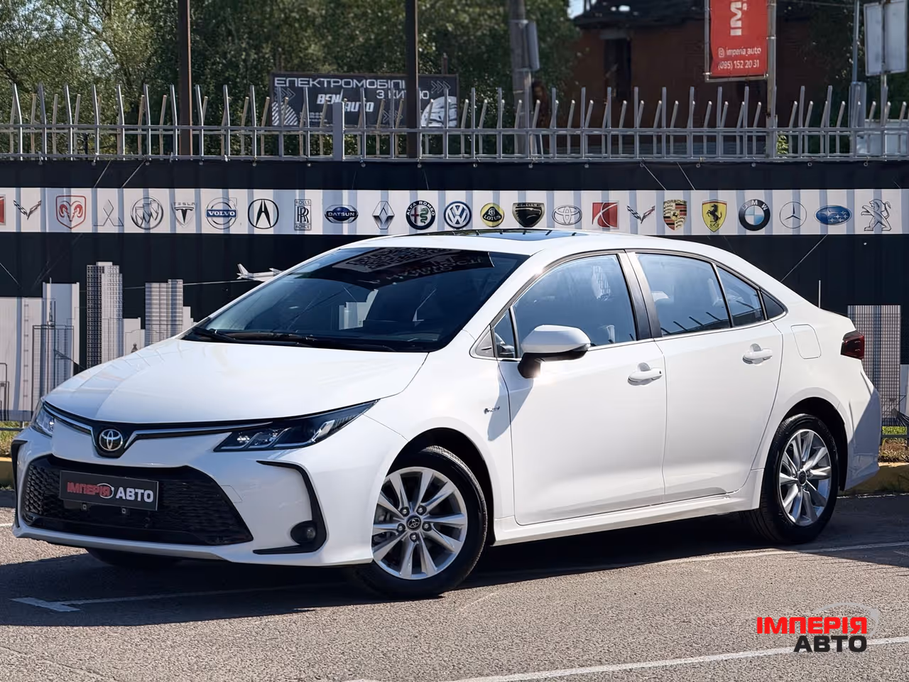 Toyota Corolla - фото 1