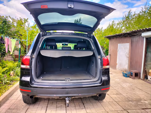 Volkswagen Touareg - фото 4