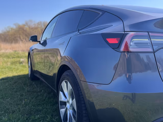 Tesla Model Y - фото 5