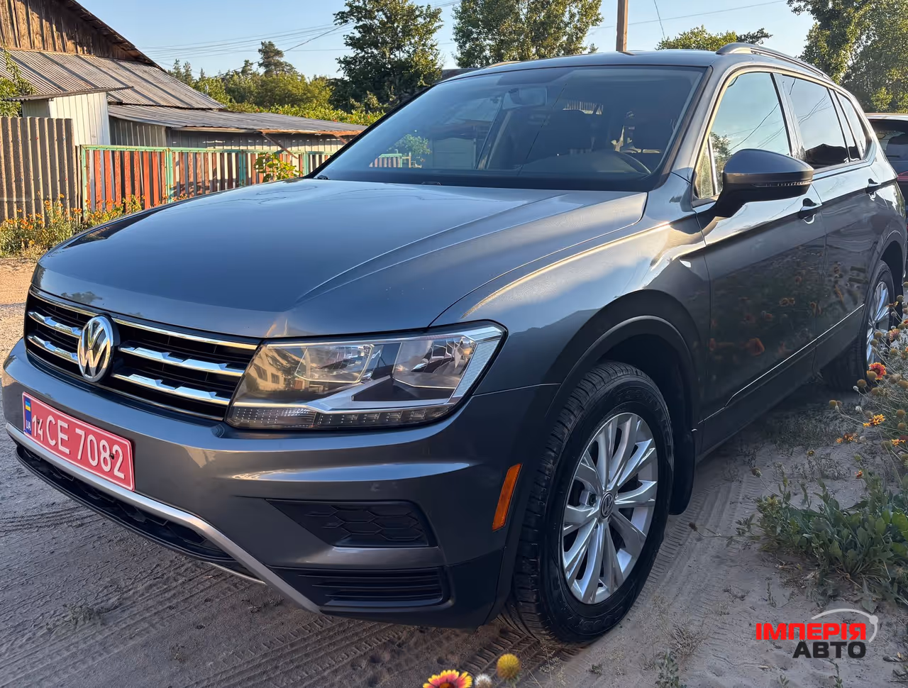Volkswagen Tiguan - фото 5