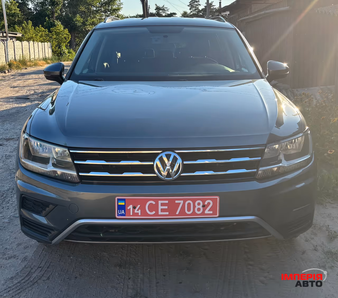 Volkswagen Tiguan - фото 4