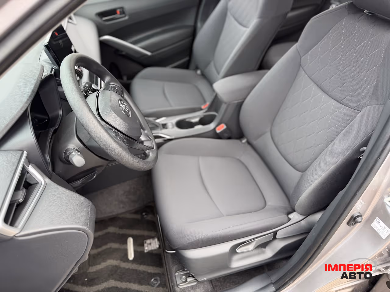Toyota Corolla Cross - фото 12
