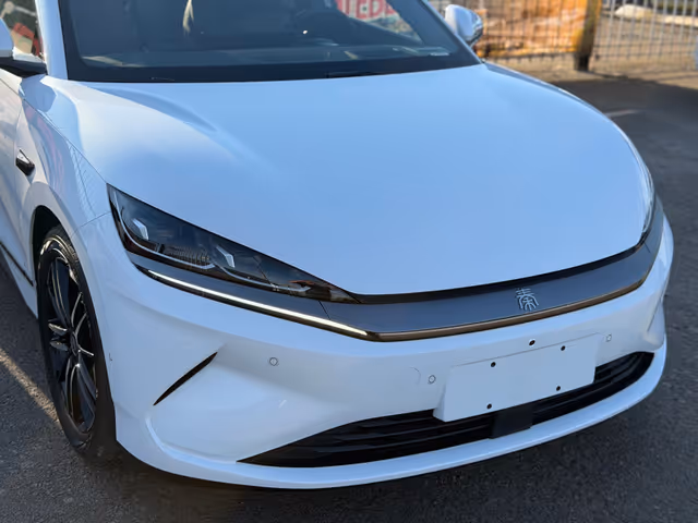 BYD Qin L - фото 5