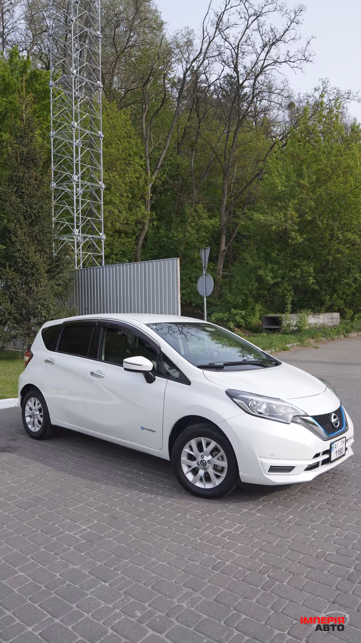 Nissan Note - фото 15