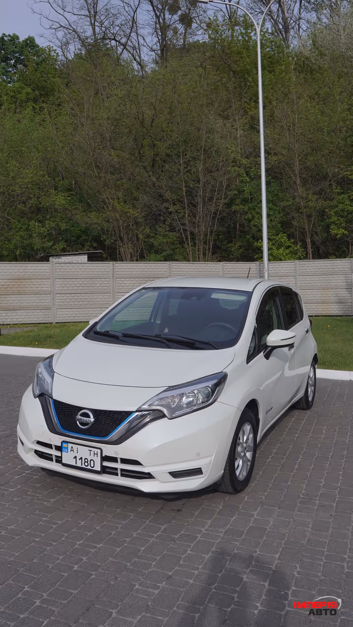 Nissan Note - фото 1
