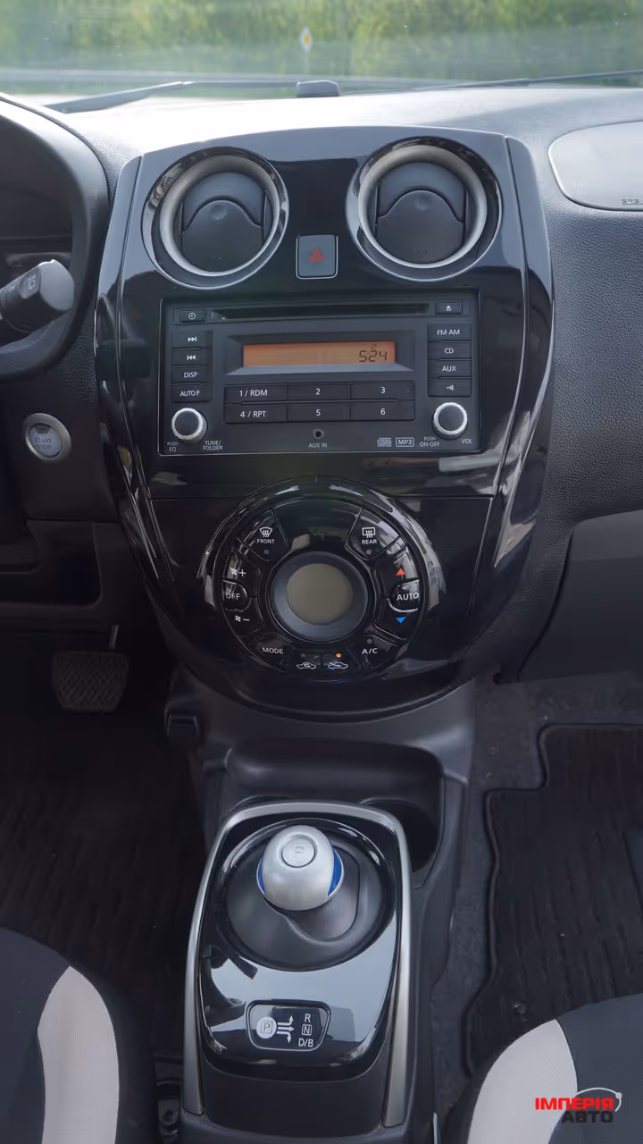 Nissan Note - фото 13
