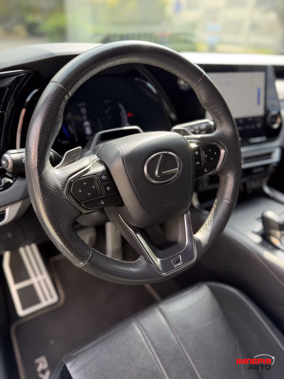 Lexus RX - фото 14