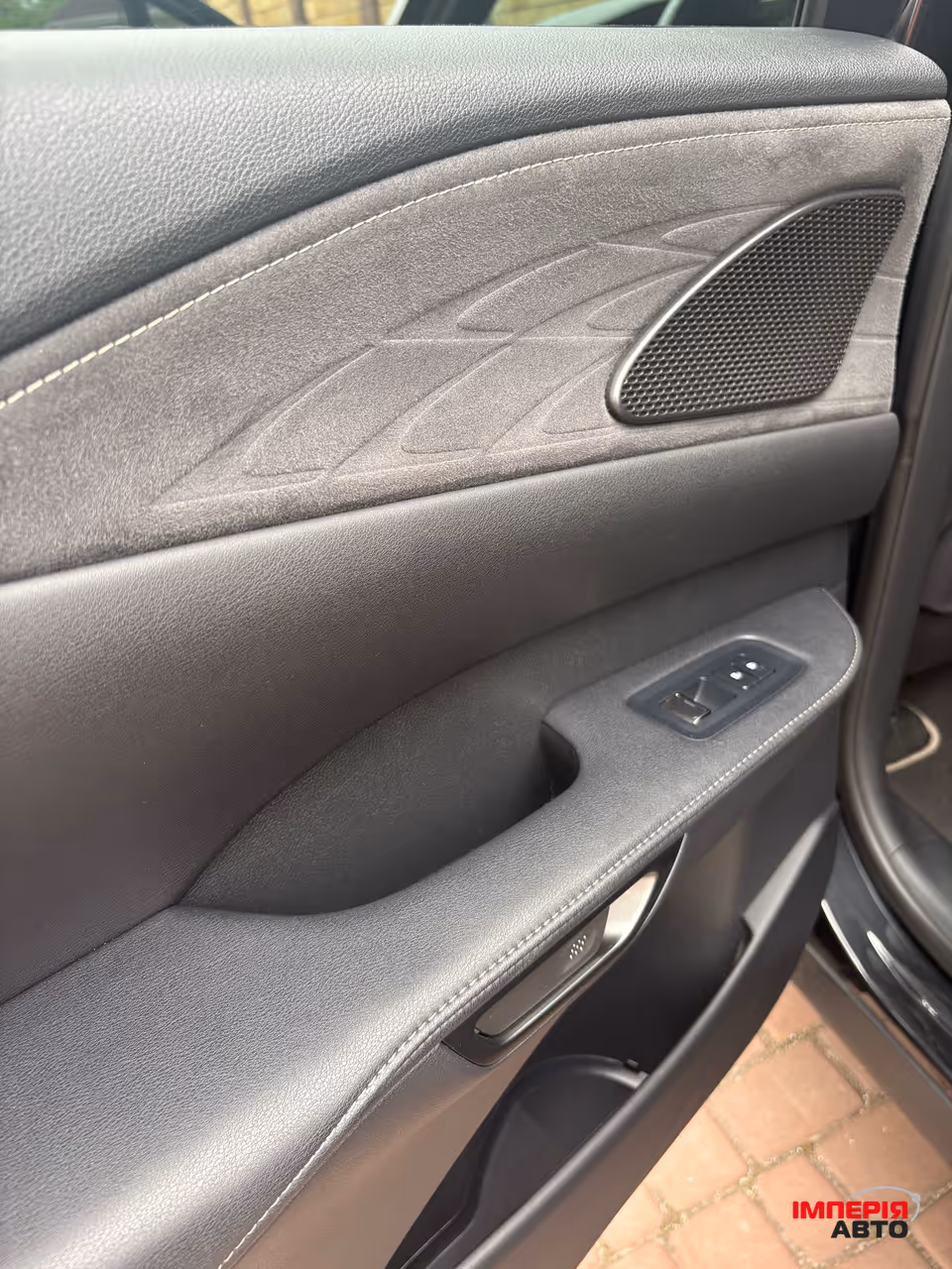 Lexus RX - фото 27