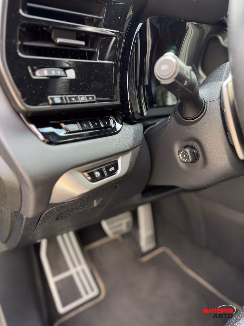 Lexus RX - фото 16