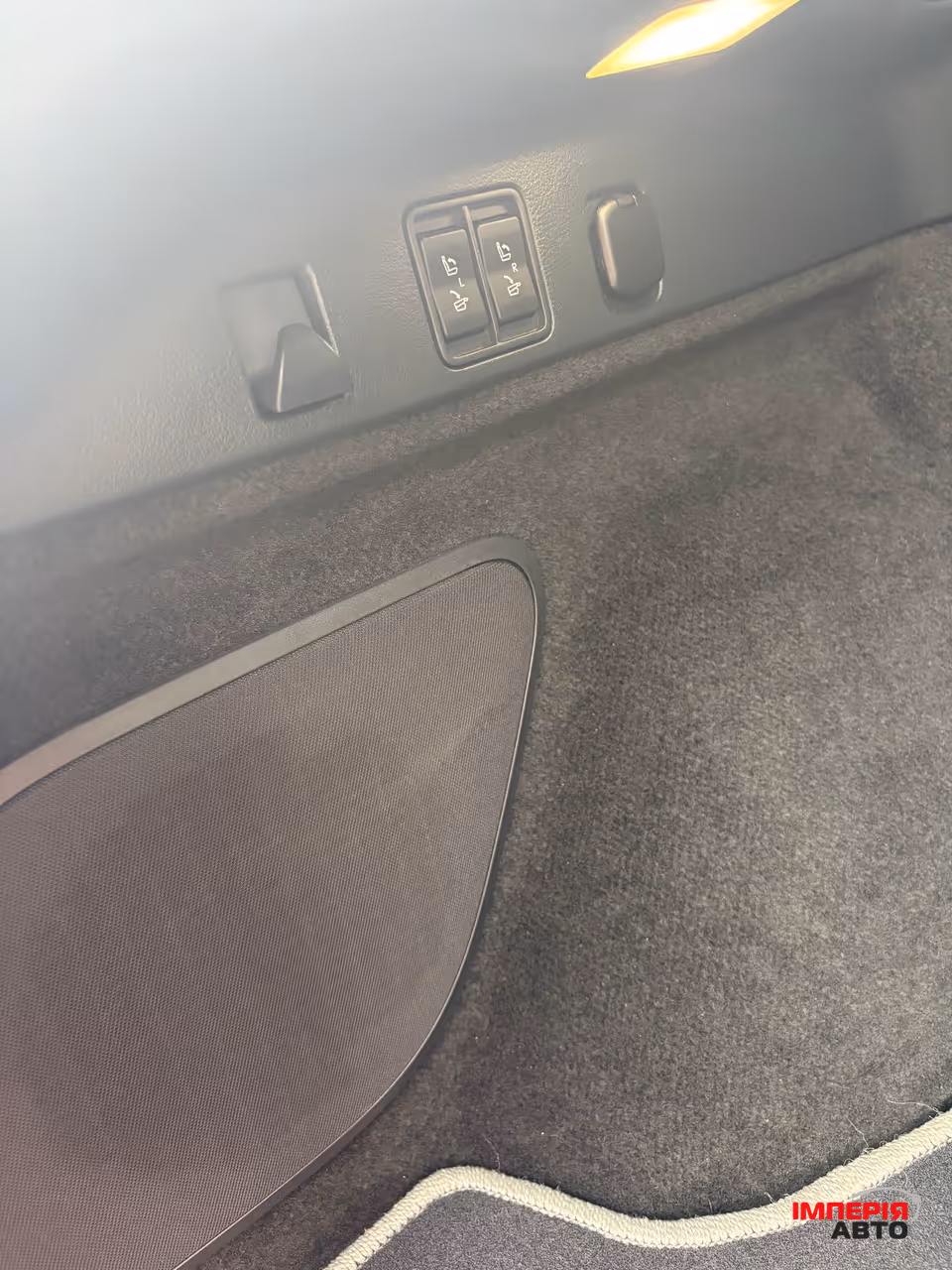 Lexus RX - фото 31