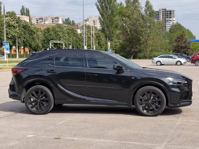 Lexus RX - фото 4