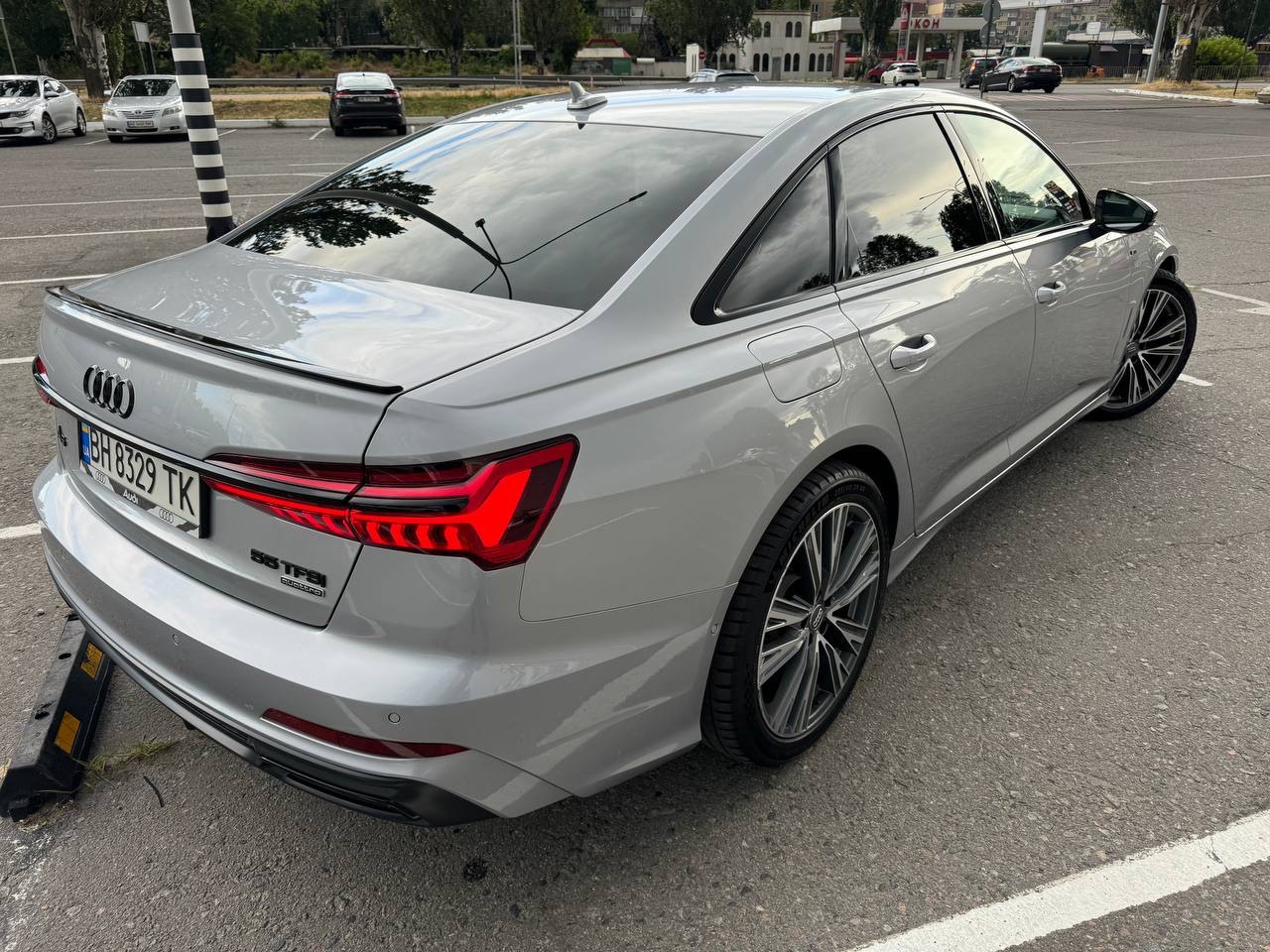Audi A6 - фото 10