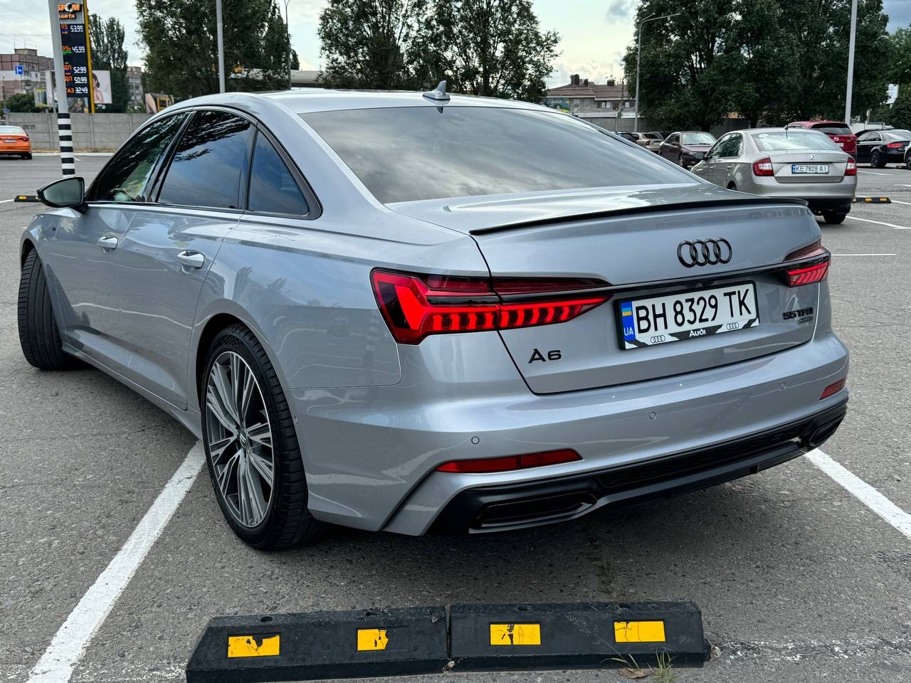 Audi A6 - фото 18