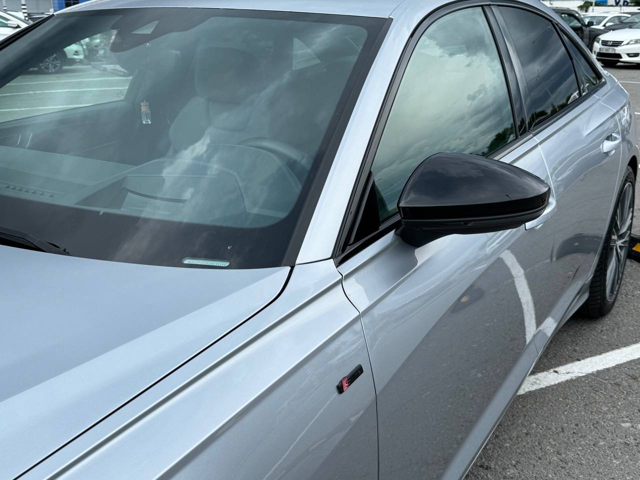 Audi A6 - фото 15