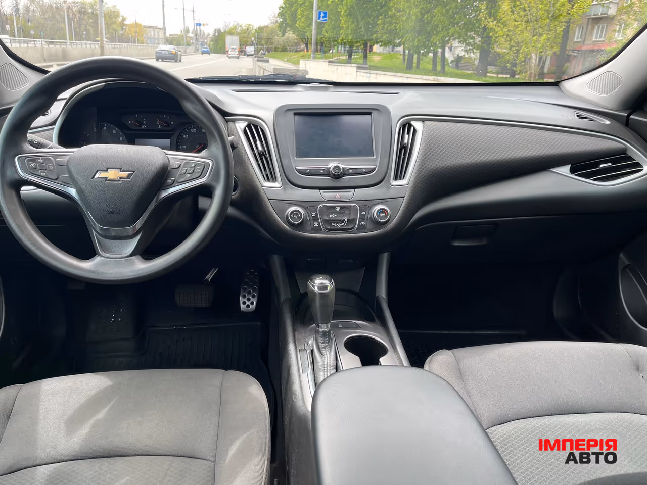 Chevrolet Malibu - фото 12