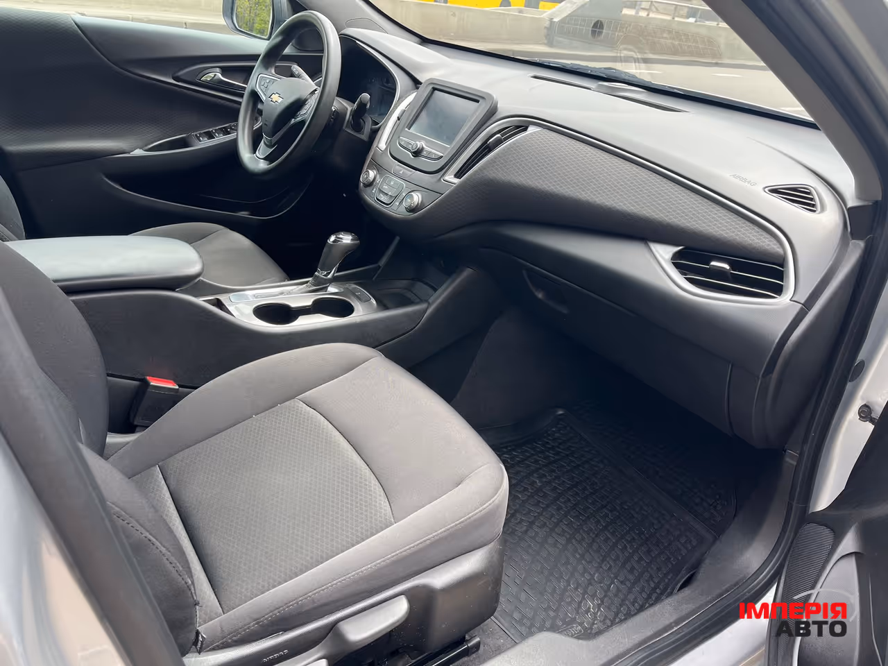 Chevrolet Malibu - фото 11