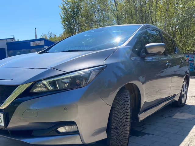 Nissan Leaf - фото 3