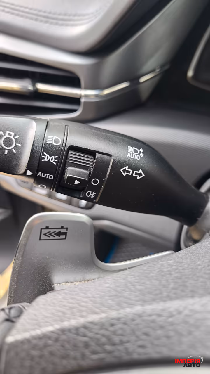 Hyundai IONIQ - фото 18
