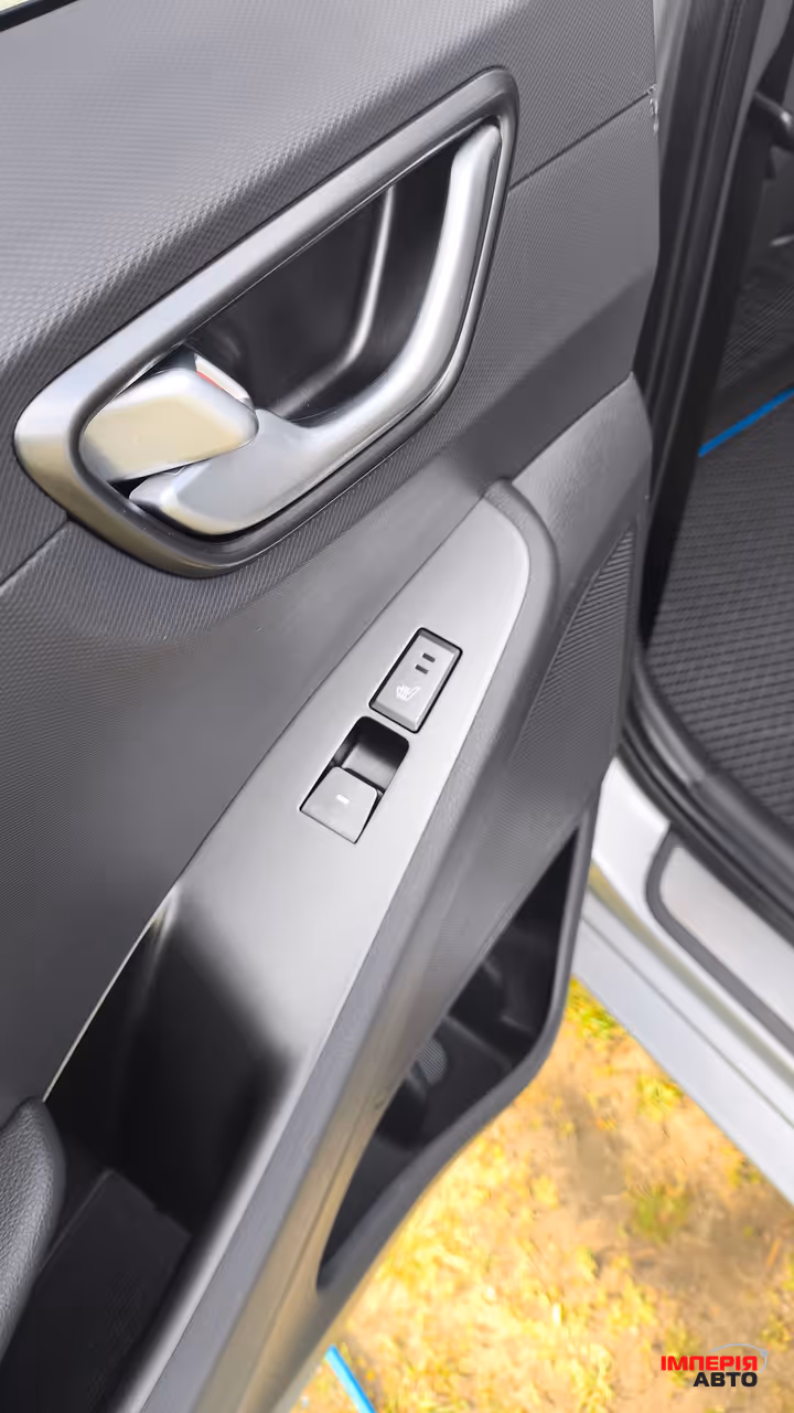 Hyundai IONIQ - фото 12