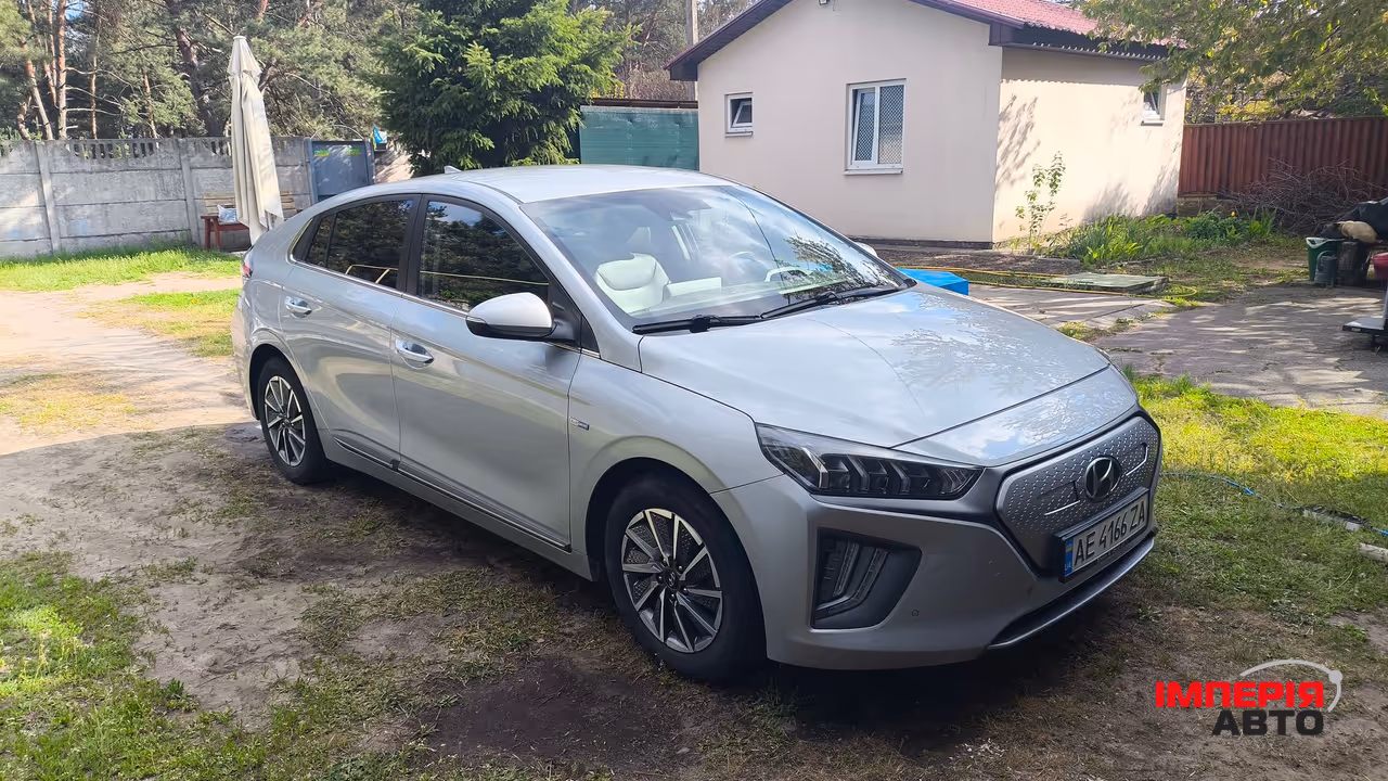 Hyundai IONIQ - фото 3