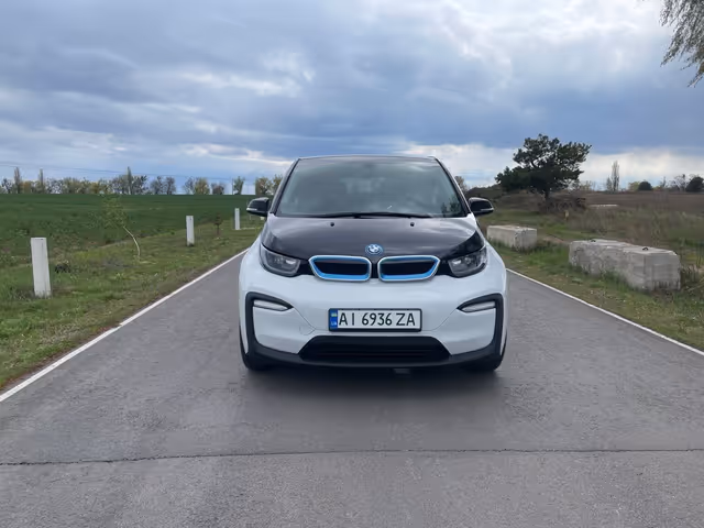 BMW i3 - фото 2
