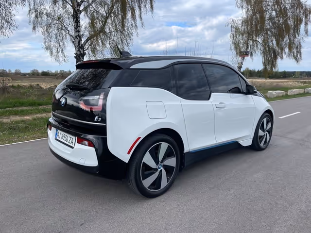 BMW i3 - фото 5