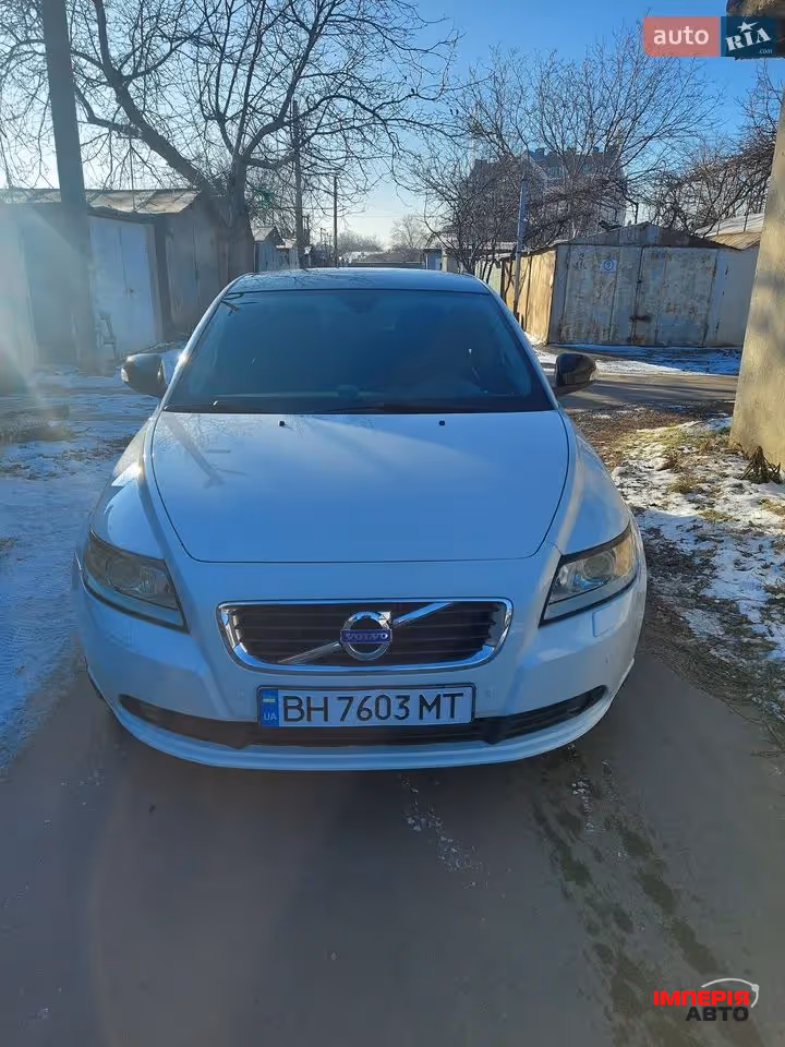 Volvo S40 - фото 18