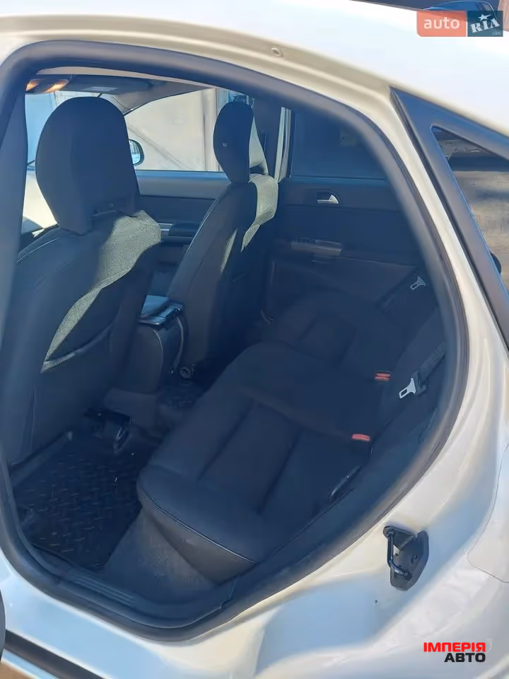 Volvo S40 - фото 28