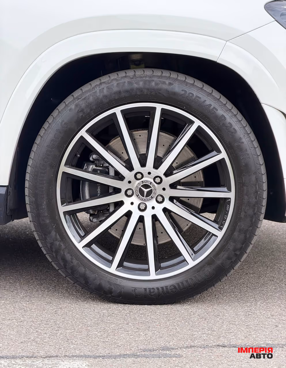 Mercedes-Benz GLS - фото 16
