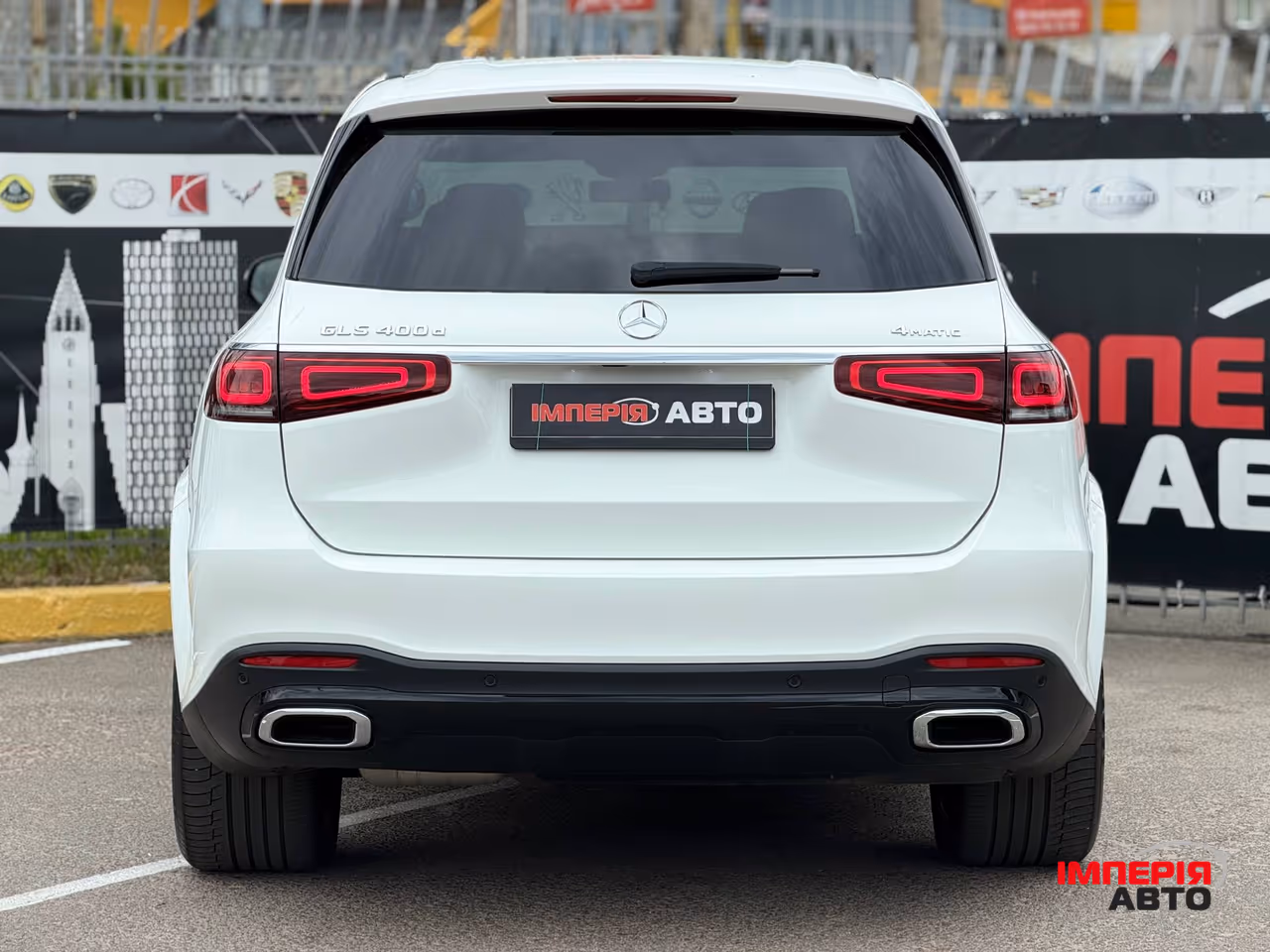 Mercedes-Benz GLS - фото 5