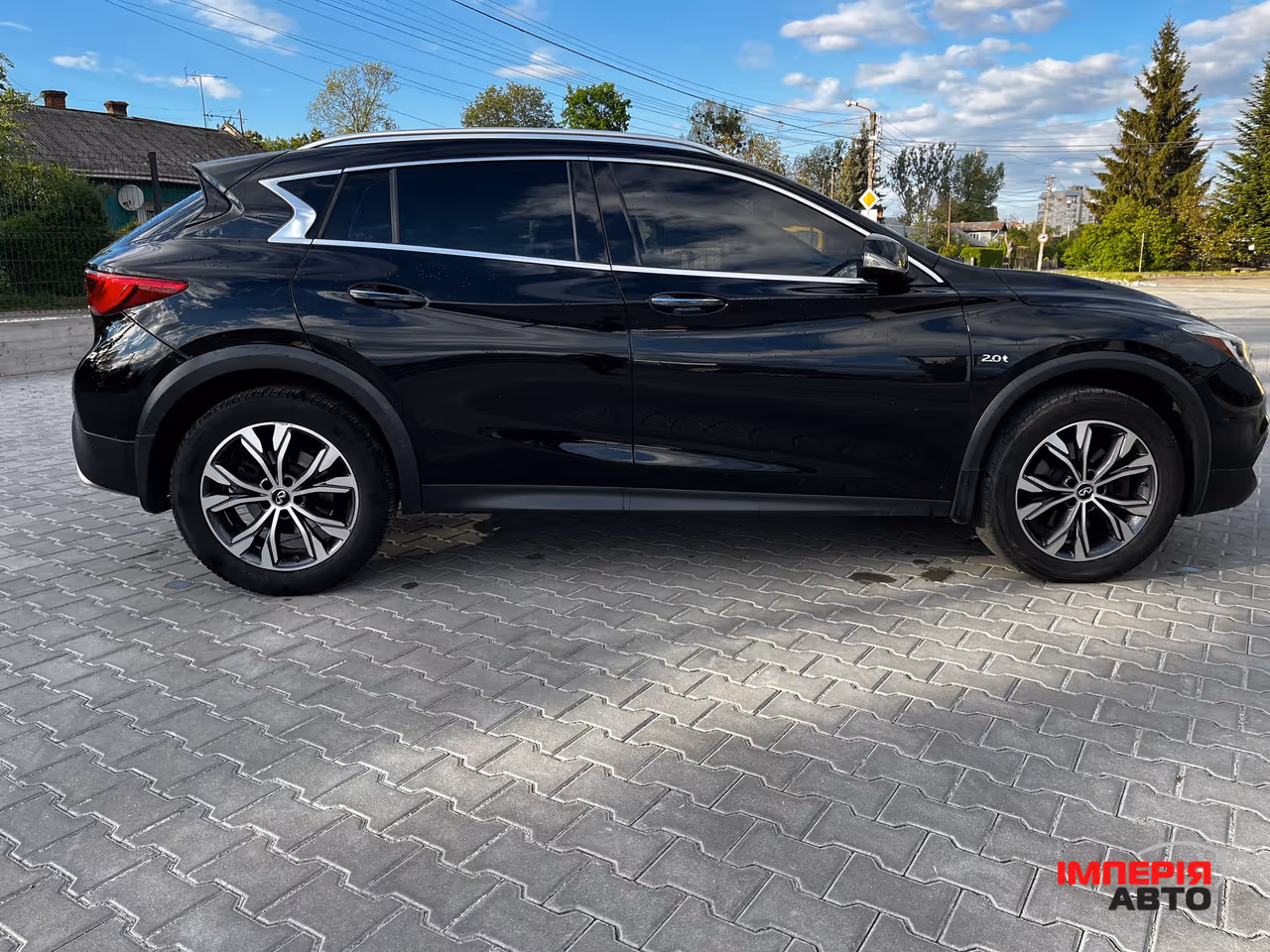 Infiniti QX30 - фото 6
