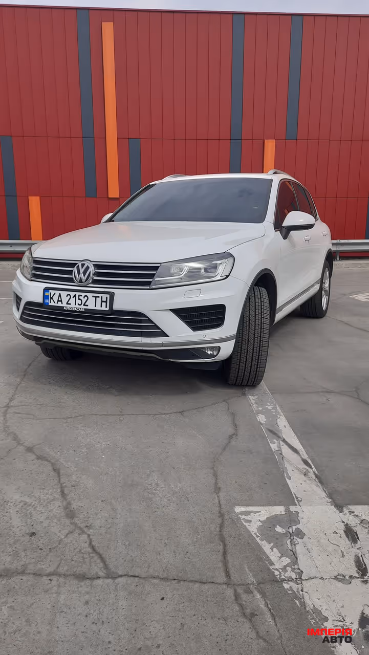 Volkswagen Touareg - фото 9