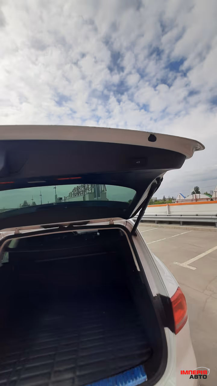 Volkswagen Touareg - фото 31