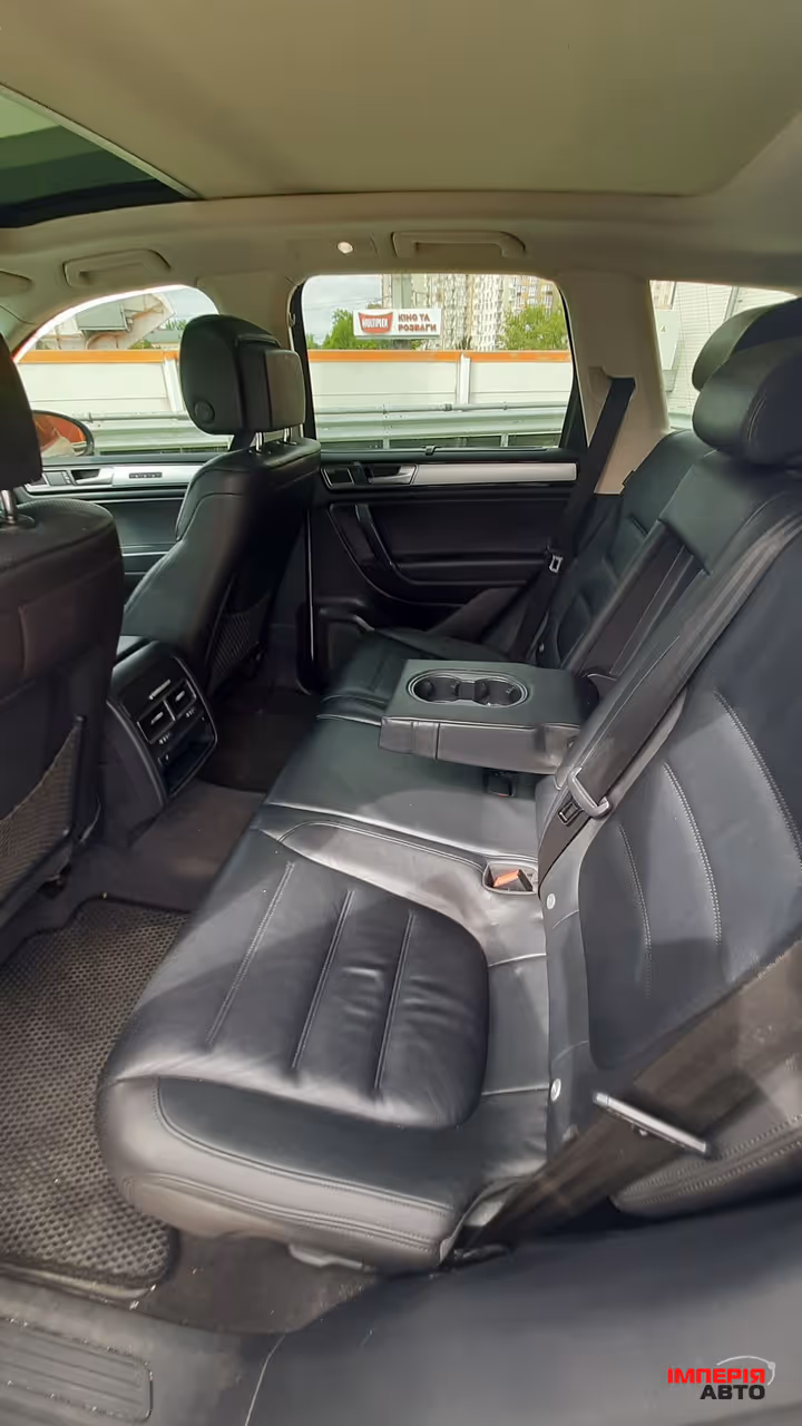 Volkswagen Touareg - фото 27