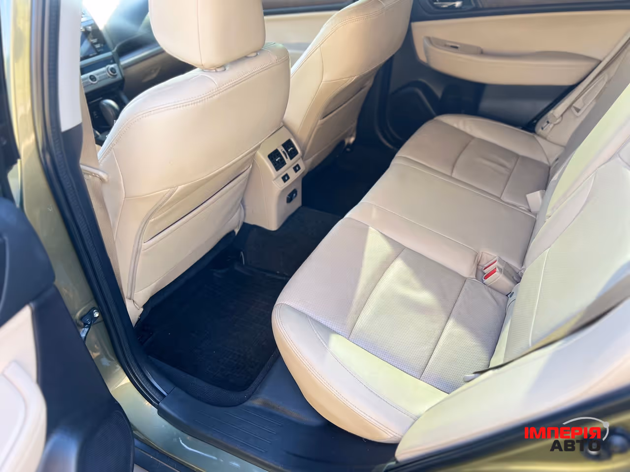Subaru Outback - фото 22