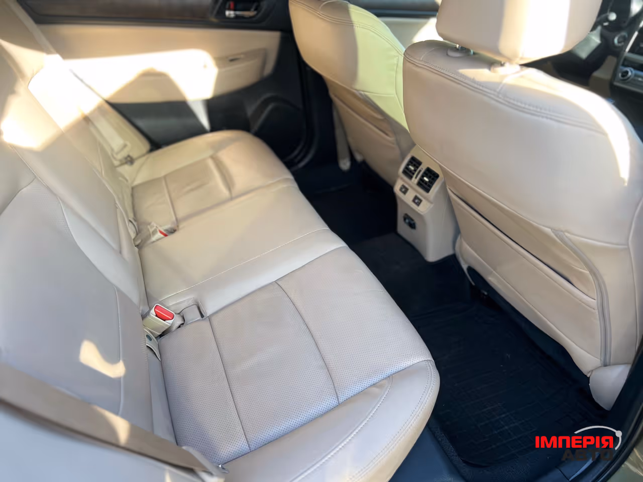Subaru Outback - фото 32