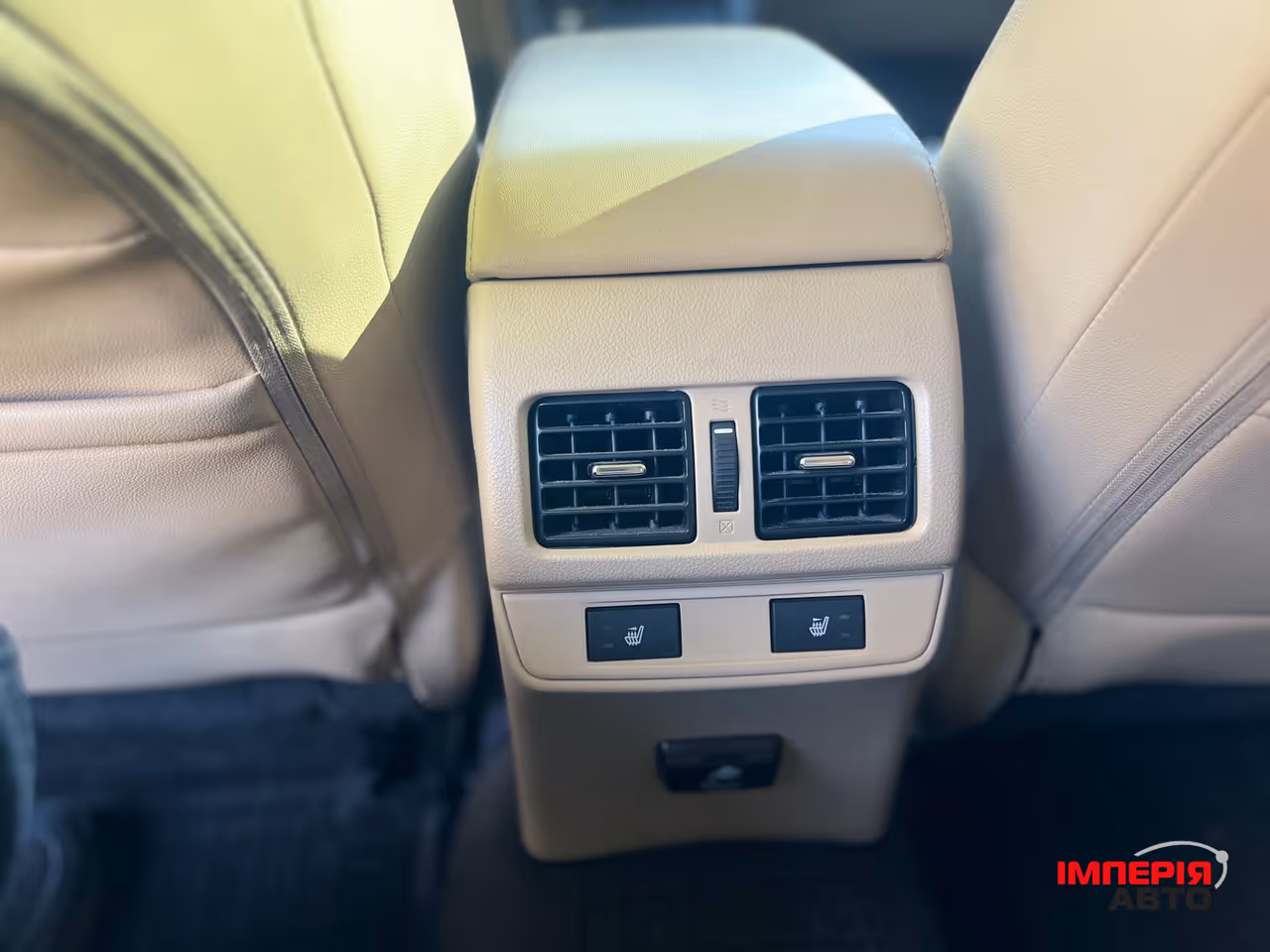 Subaru Outback - фото 24