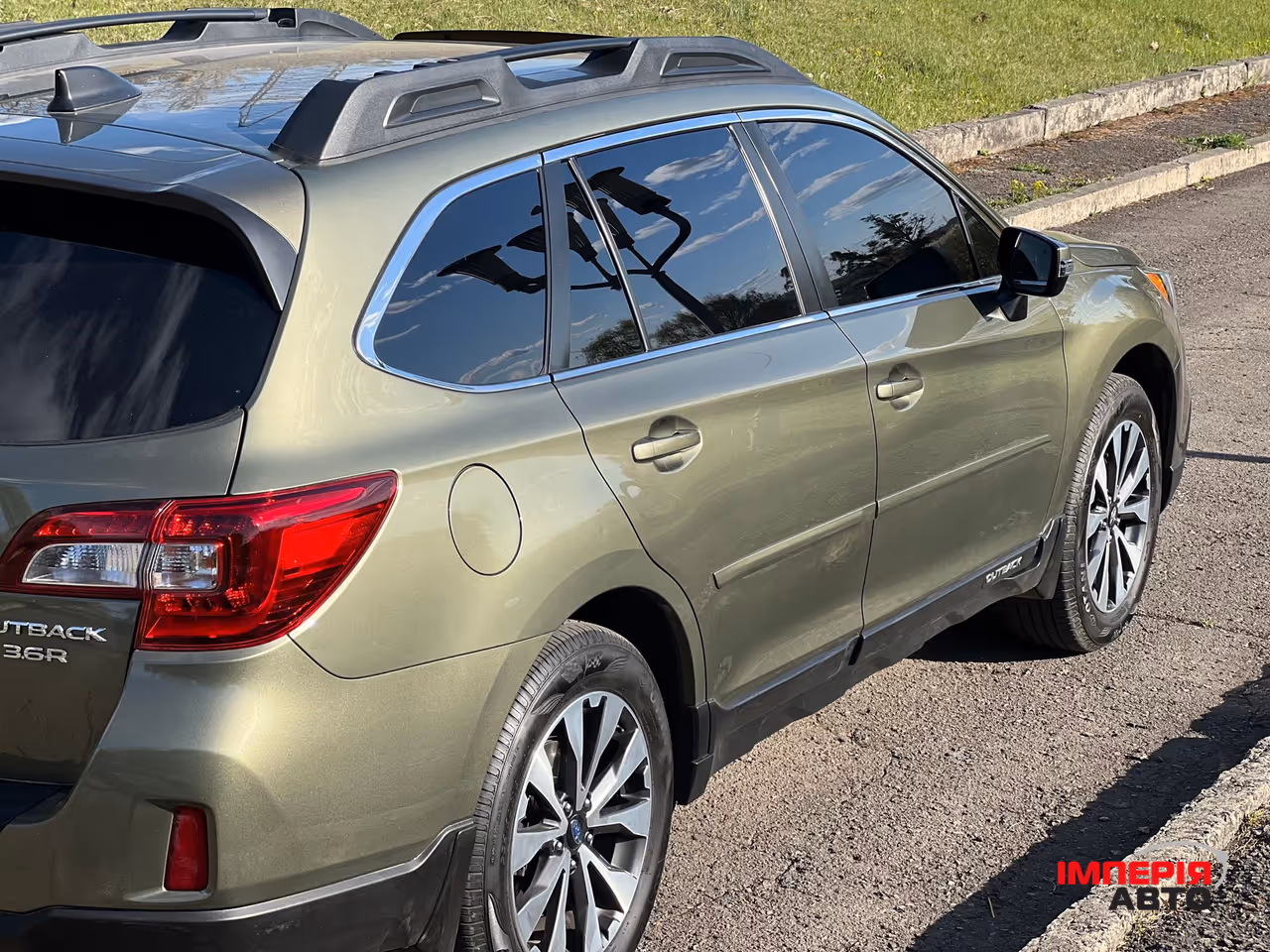 Subaru Outback - фото 4