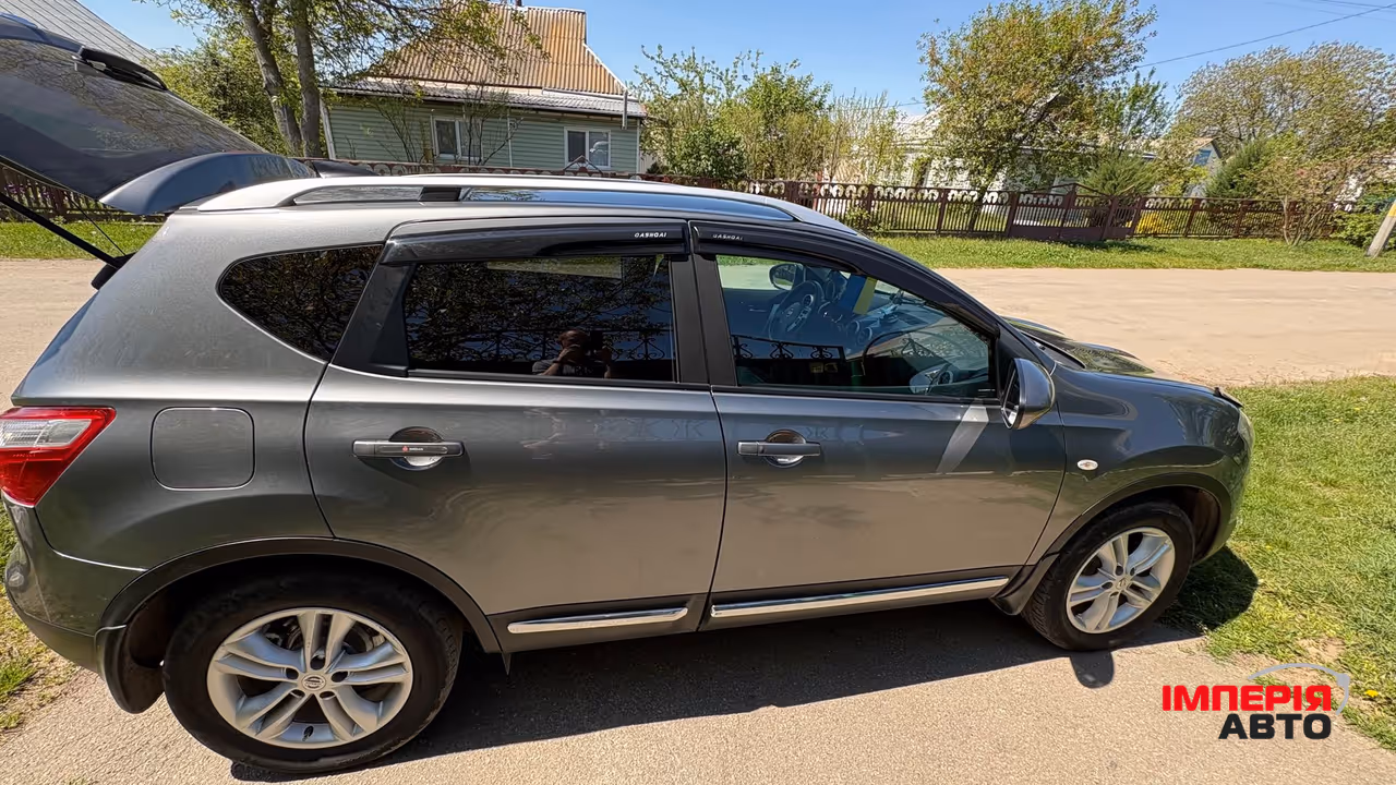 Nissan Qashqai - фото 1