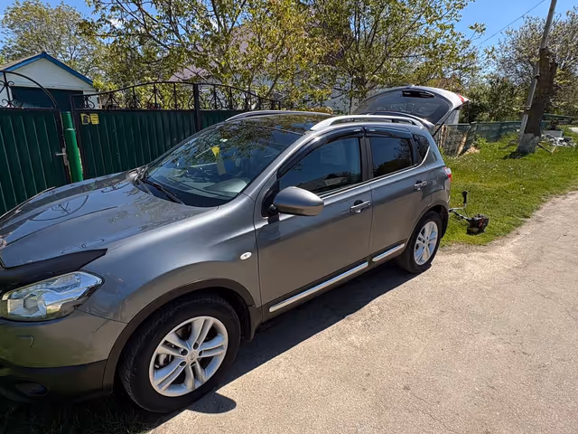 Nissan Qashqai - фото 2