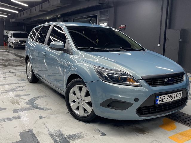 Ford Focus - фото 4