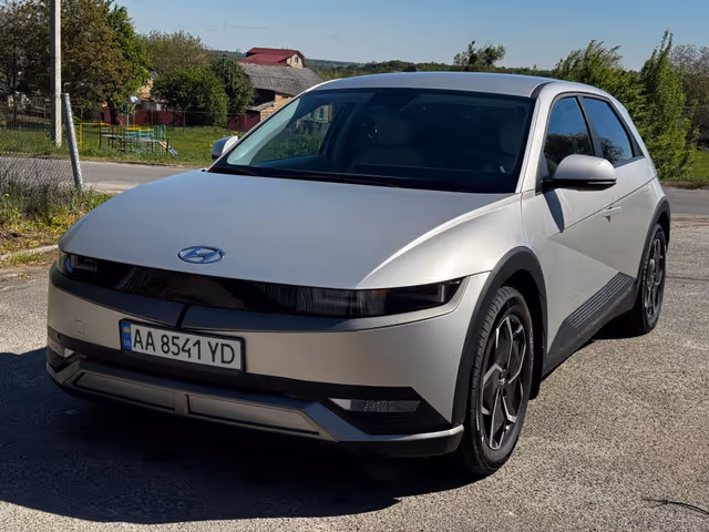 Hyundai IONIQ 5 - фото 1