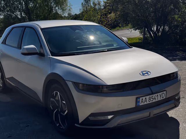 Hyundai IONIQ 5 - фото 3
