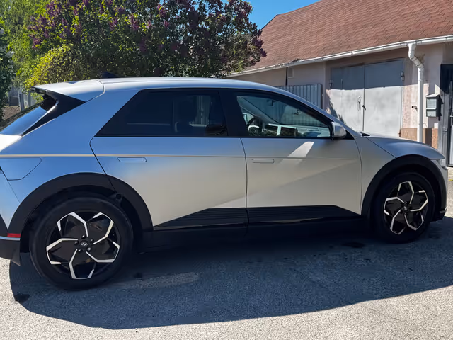 Hyundai IONIQ 5 - фото 5