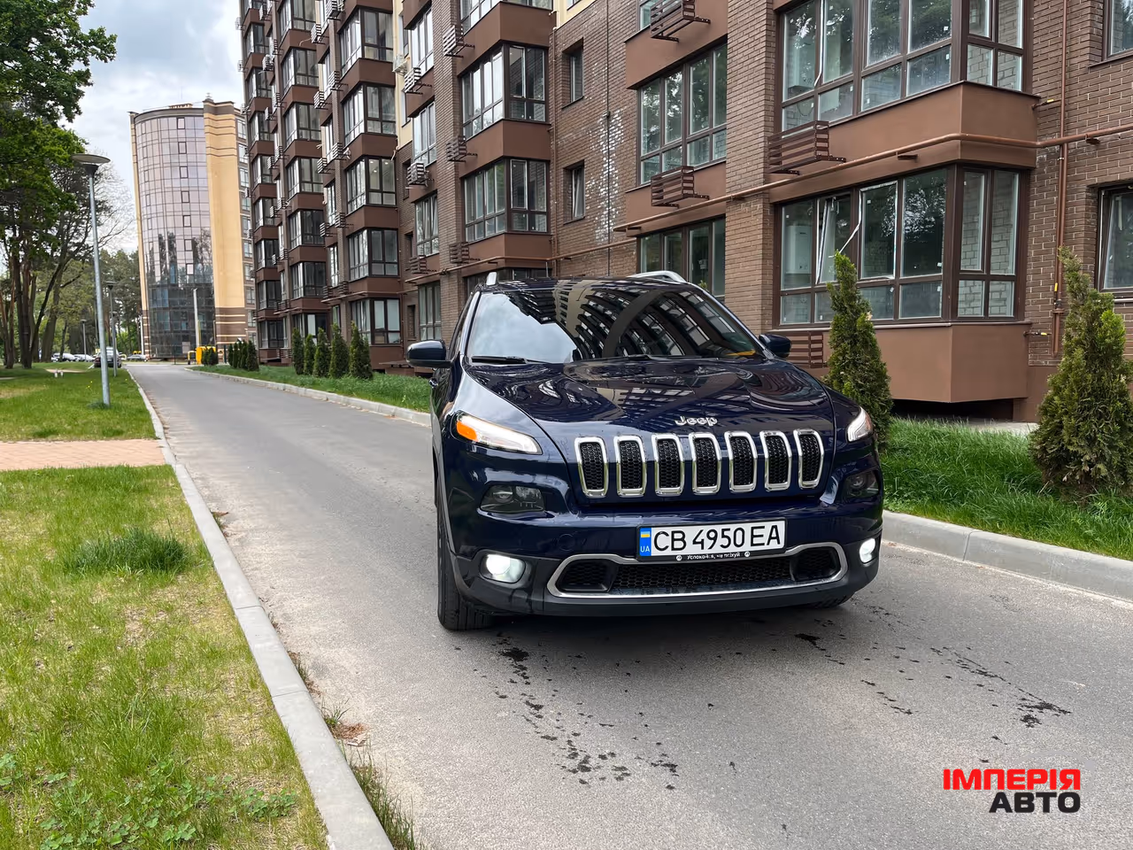 Jeep Cherokee - фото 2