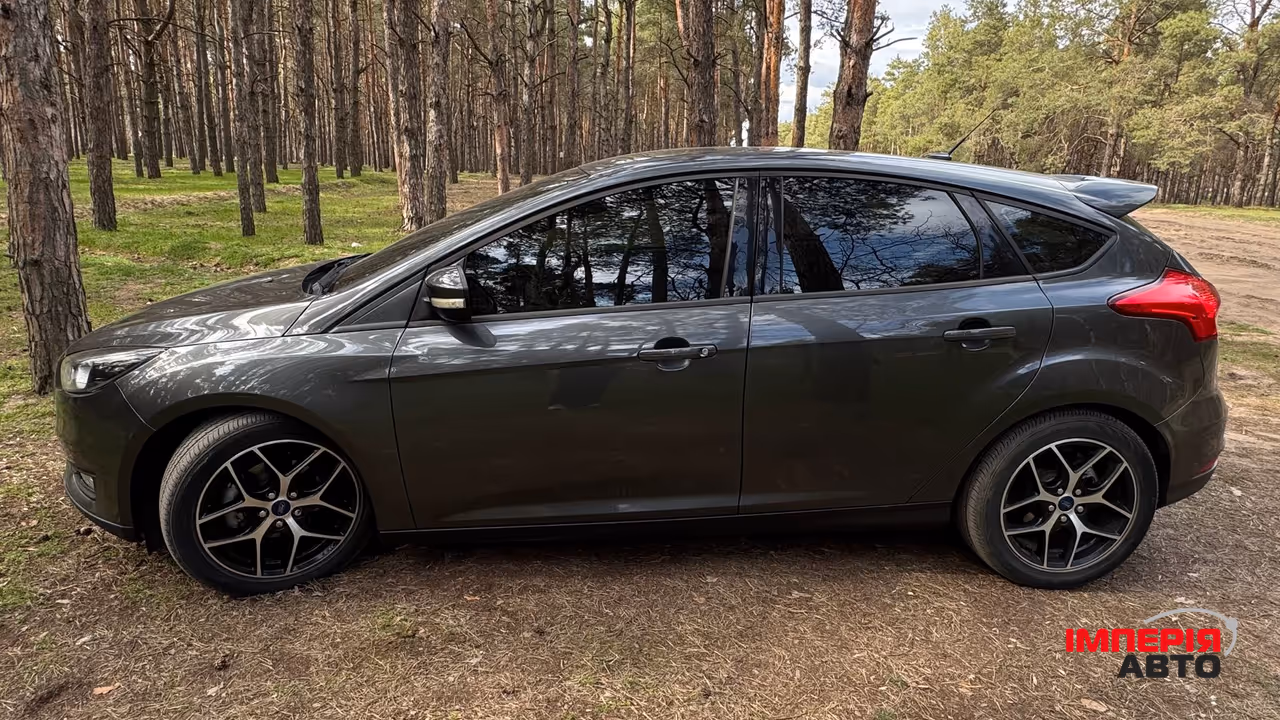 Ford Focus - фото 4