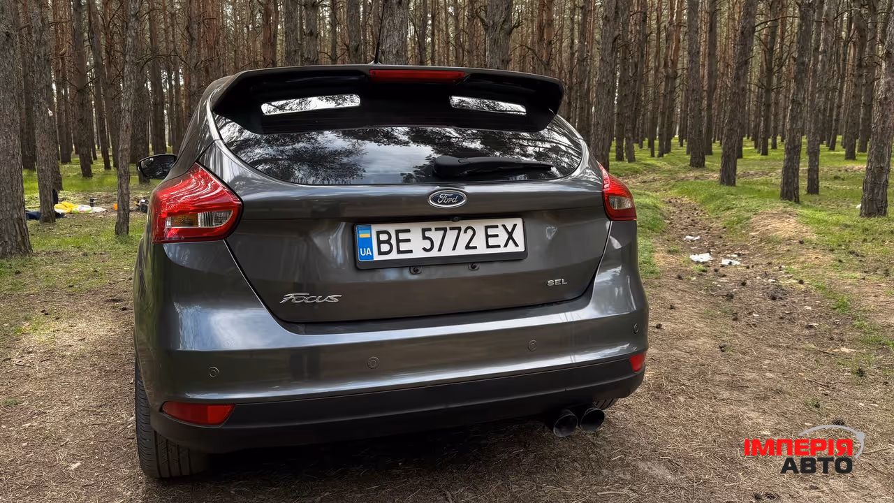 Ford Focus - фото 6