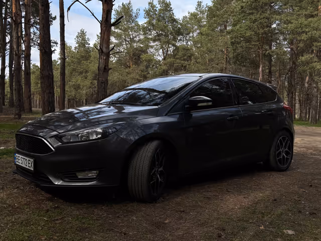 Ford Focus - фото 2