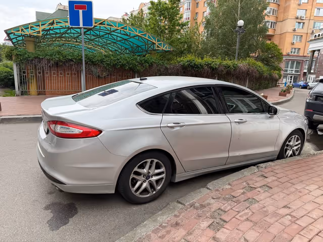 Ford Fusion USA - фото 4
